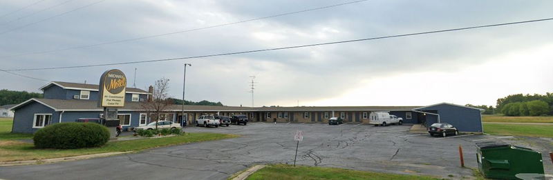 Midway Motel (Mid-Way Motel) - Web Listing (newer photo)